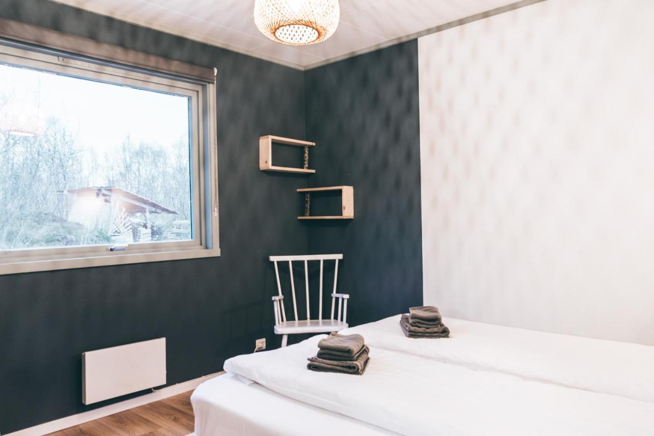 Bostad Furu Hostel & Cafe מראה חיצוני תמונה