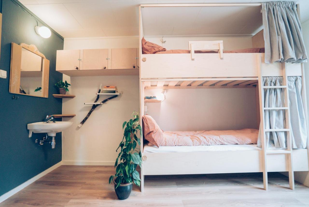 Bostad Furu Hostel & Cafe מראה חיצוני תמונה