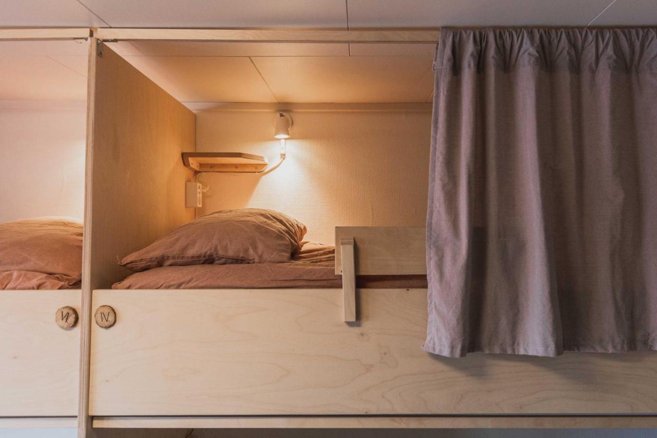 Bostad Furu Hostel & Cafe מראה חיצוני תמונה